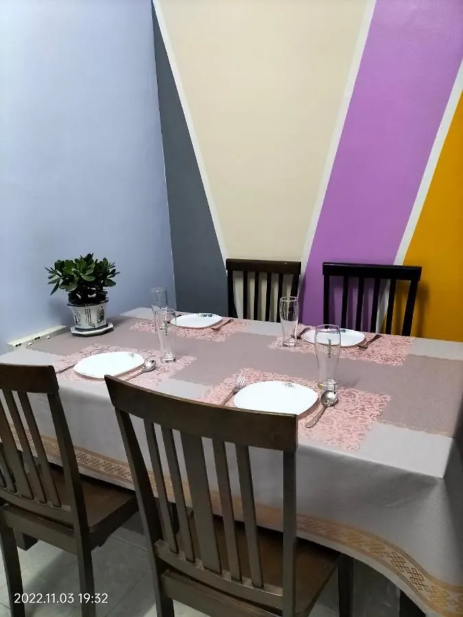 A Room In Aparnt Sri Impian Johor Bahru 0*,